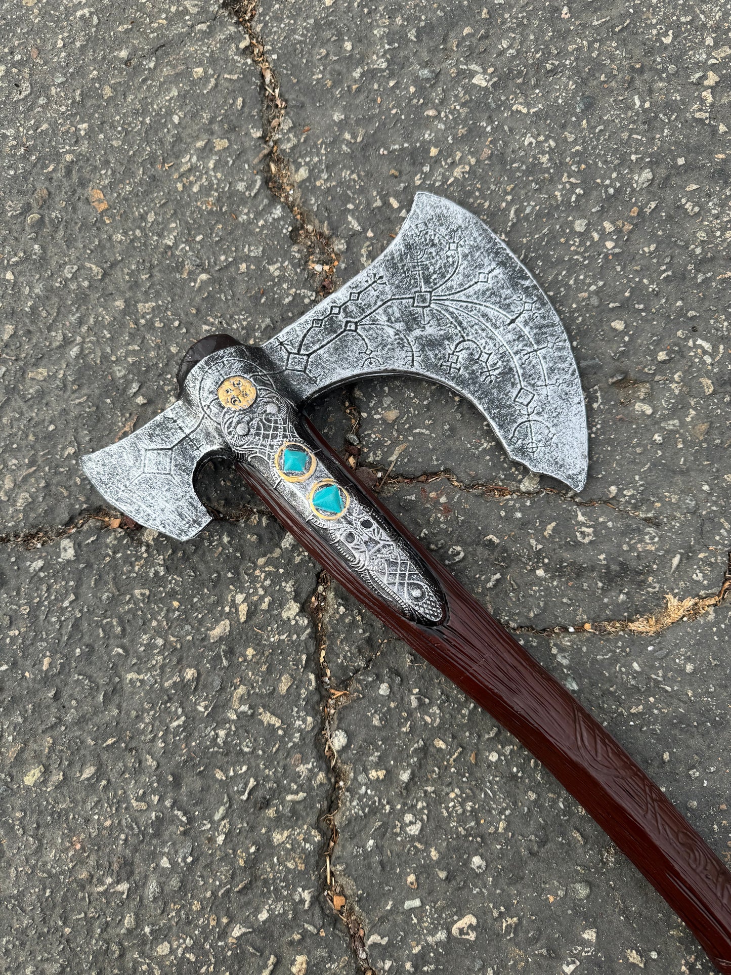 Leviathan Axe