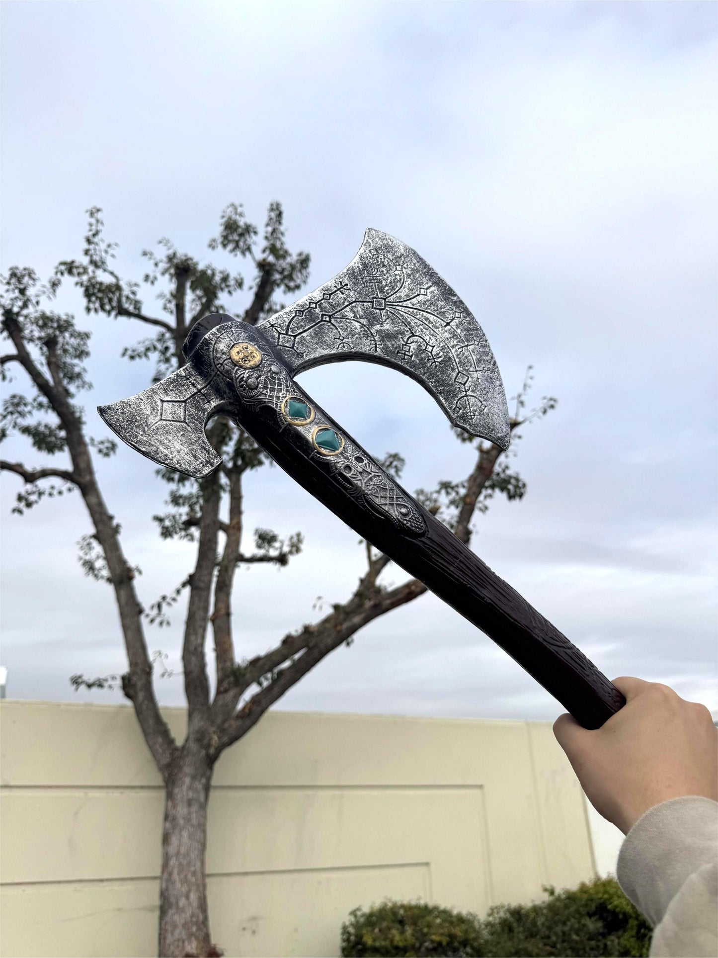 Leviathan Axe