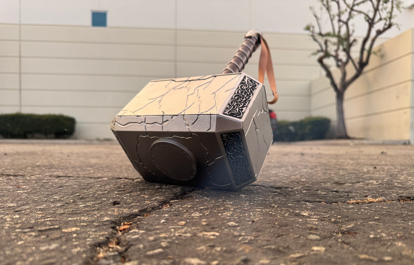 Thor's Cracked Battle Hammer