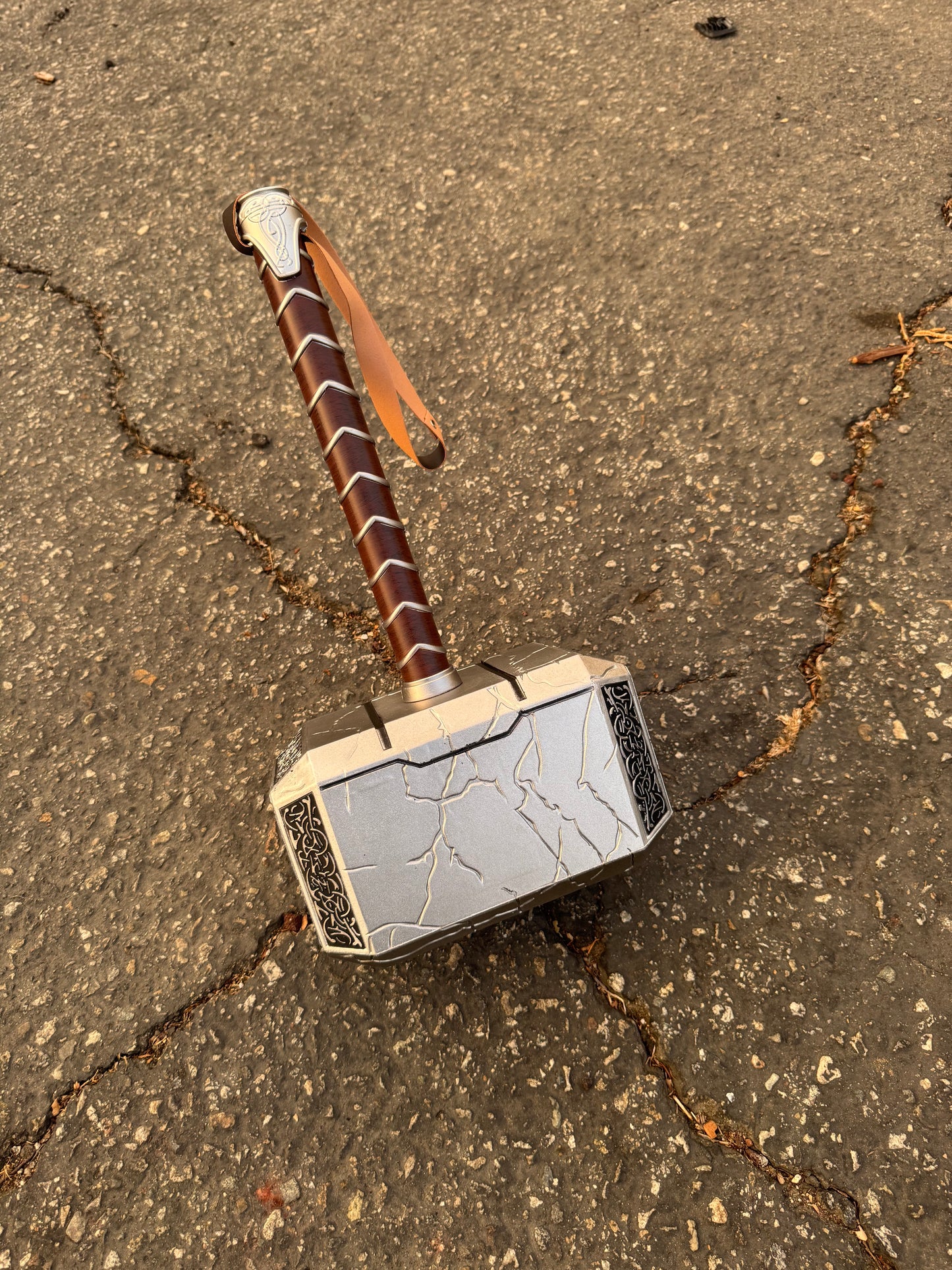 Thor's Cracked Battle Hammer